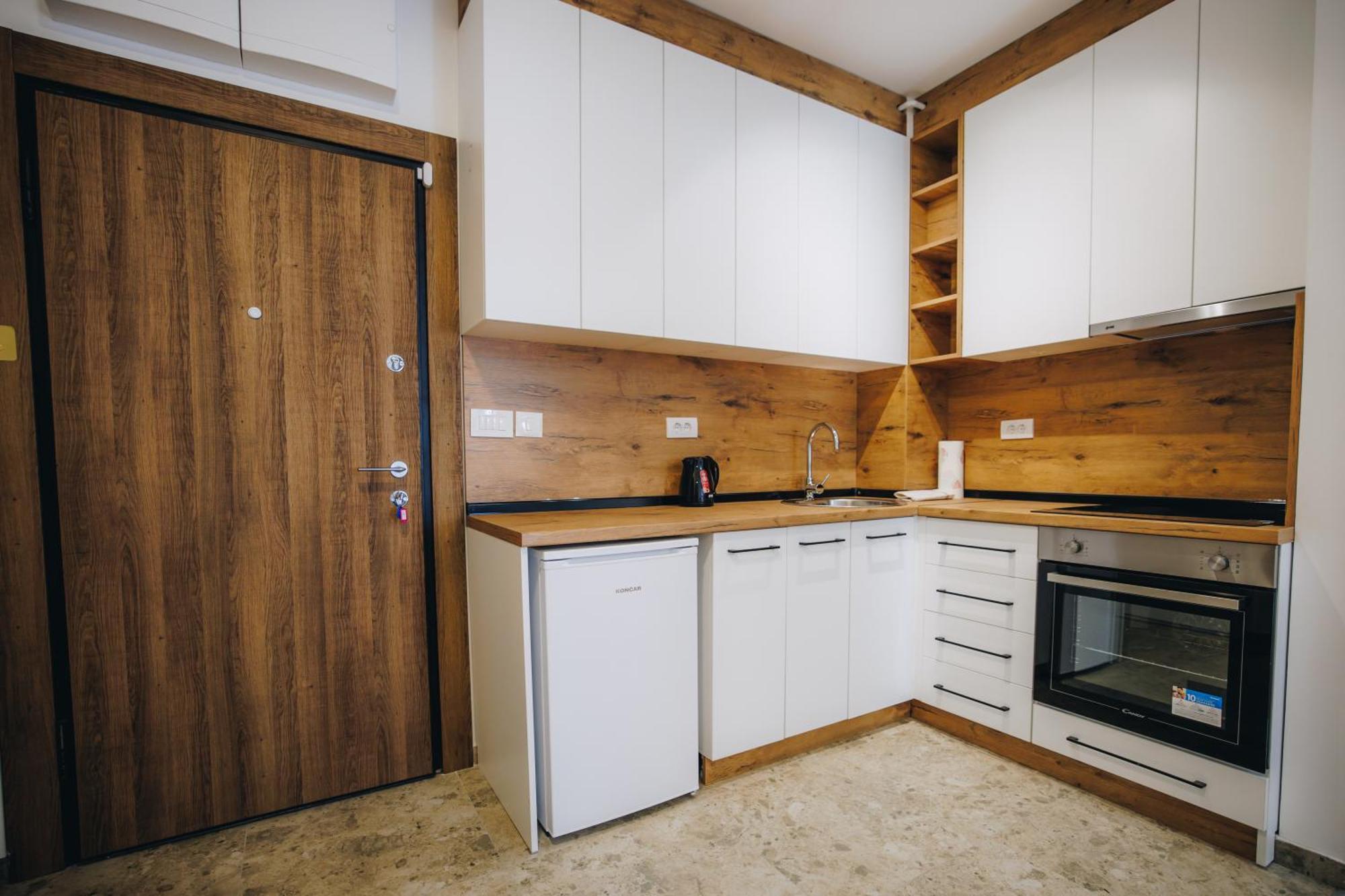 Lust Premium Iii Kragujevac