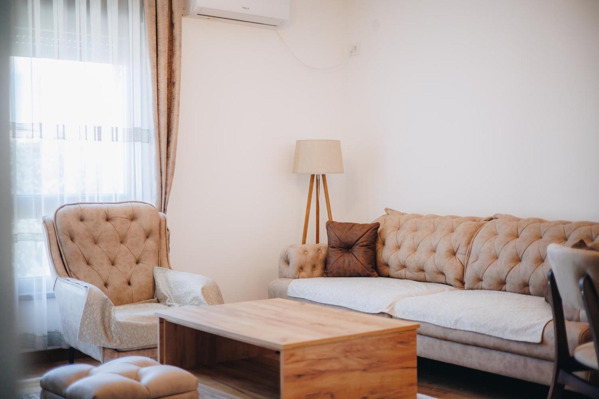 Apartment Lust Premium Iii